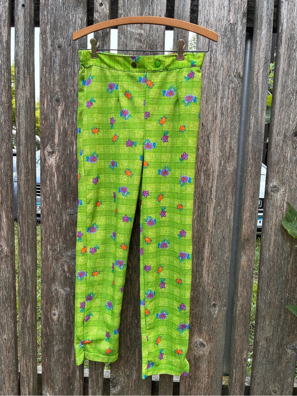 Vintage Island Resort Inspired Floral Green Cigarette Ponte Pants fits lik XS-SM